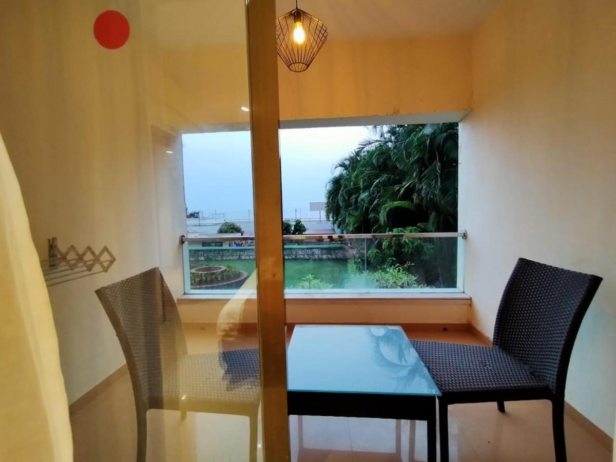 Abhishek Beach Resort And Spa Ganpatipule Esterno foto